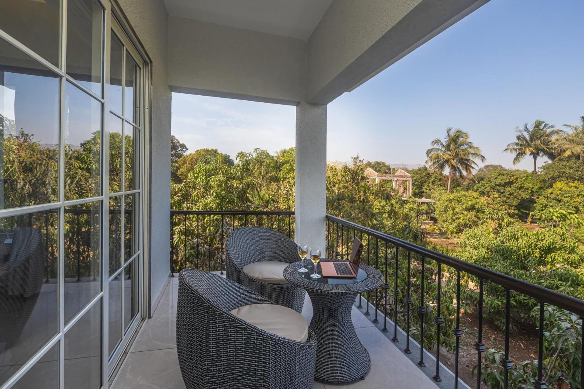 Saffronstays Serene Retreat, Alibaug آليباغ المظهر الخارجي الصورة